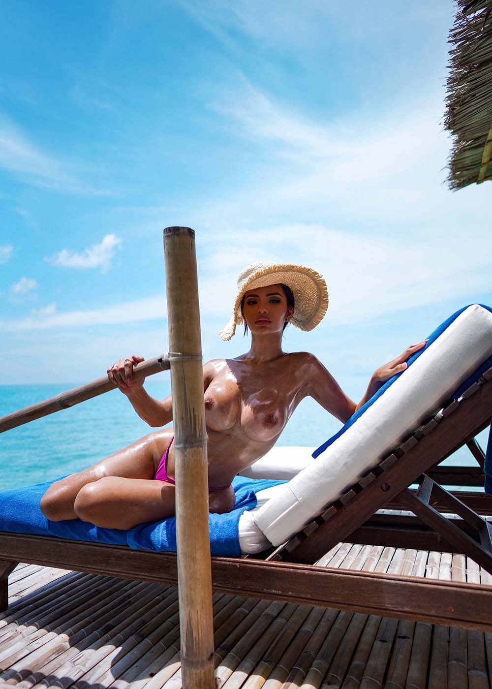 Beautiful girl Angela Castellanos naked in Cancun