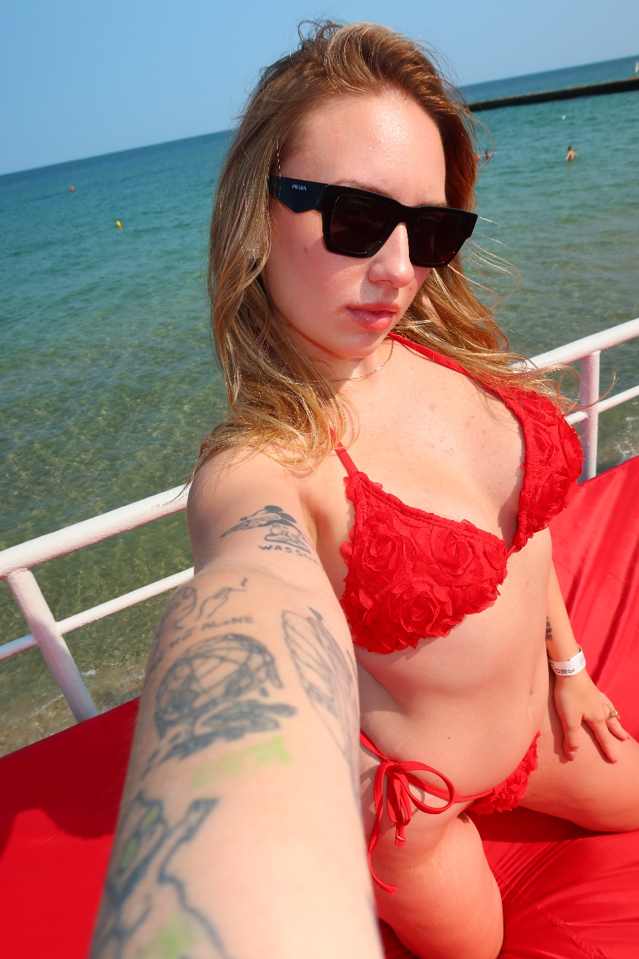 Take a pause and enjoy KateV — streaming from Cancun